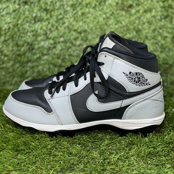 Men's Jordan 1 Alpha Menace Mid Football Cleats Black/Grey/ size 10.5 - Picture 1 of 9
